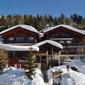 Les Rhododendrons Hotel